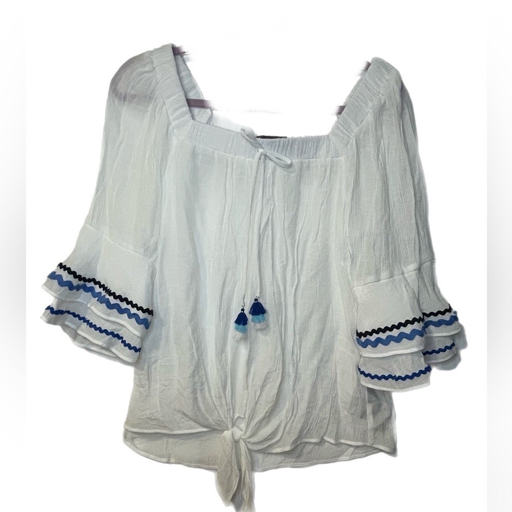 I.N. Studio channels Greece in this gauzy crisp white blouse trimmed in blue FFF